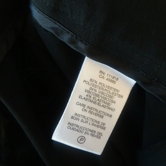 😁MICHEAL KORS Shorts - Picture 4 of 4